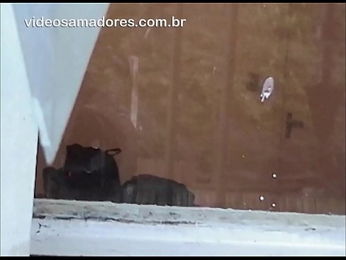 ❤️ Home cachondo mirando á súa moza con outro mozo, gravando un vídeo de carallo sen molestar á parella ️❌ Porno anal a nós gl.poliglass34.ru ❌