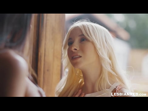 ❤️ A nena chega a casa uns meses despois e acaba comendo o coño da súa madrastra ️❌ Porno anal a nós gl.poliglass34.ru ❌